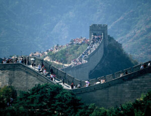 החומה הסינית ליד בייג׳ינג - ביקור באחד האתרים המרשימים בעולם, החומה הגדולה של סין. צילום: משה שי